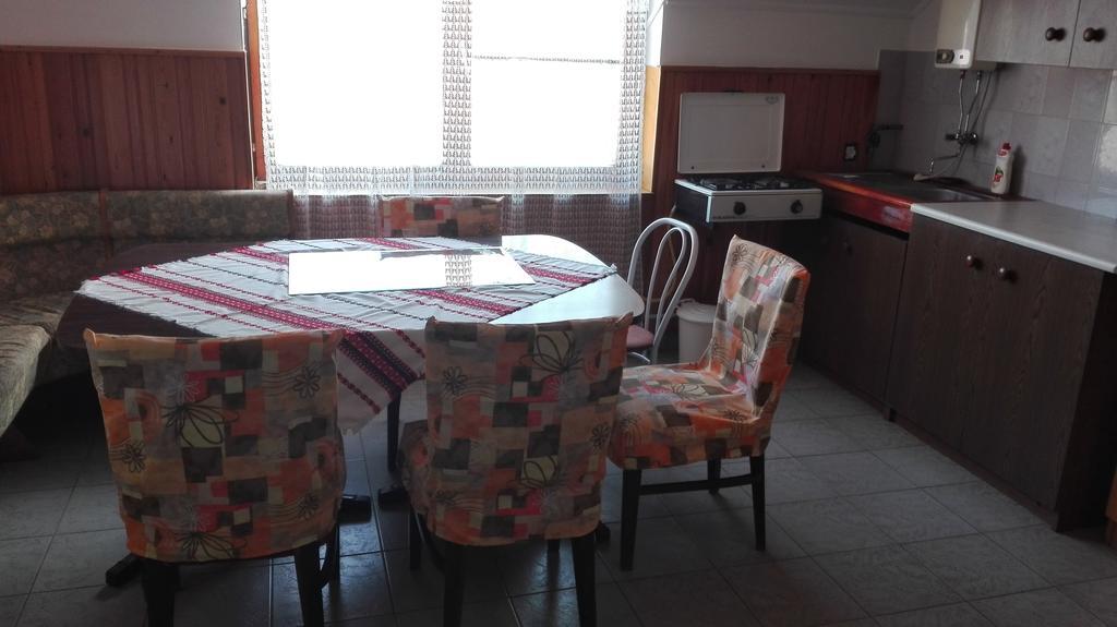Hajdúszoboszló Plajbi Apartment מראה חיצוני תמונה