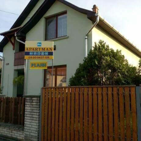Hajdúszoboszló Plajbi Apartment מראה חיצוני תמונה